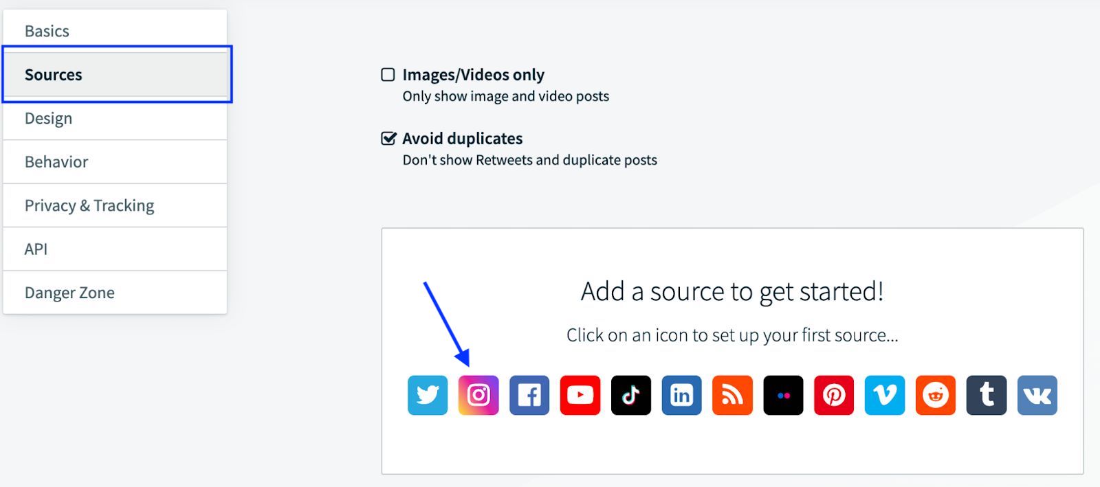 This image shows a user interface for setting up social media sources in an administrative panel, with options for selecting content sources like Twitter, Instagram, Facebook, YouTube, and others. The panel includes options to filter for images/videos only and to avoid duplicate posts.